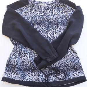 4/$20 Forever 21 long sleeve blouse